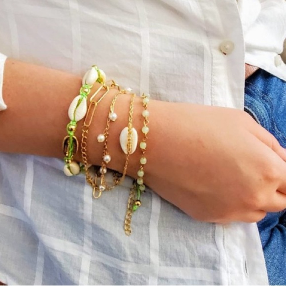 Sea Foam & Shell Bracelet Set - Picture 4 of 5